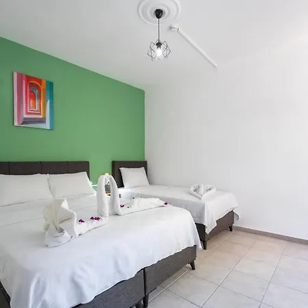 Nev Hotel *
